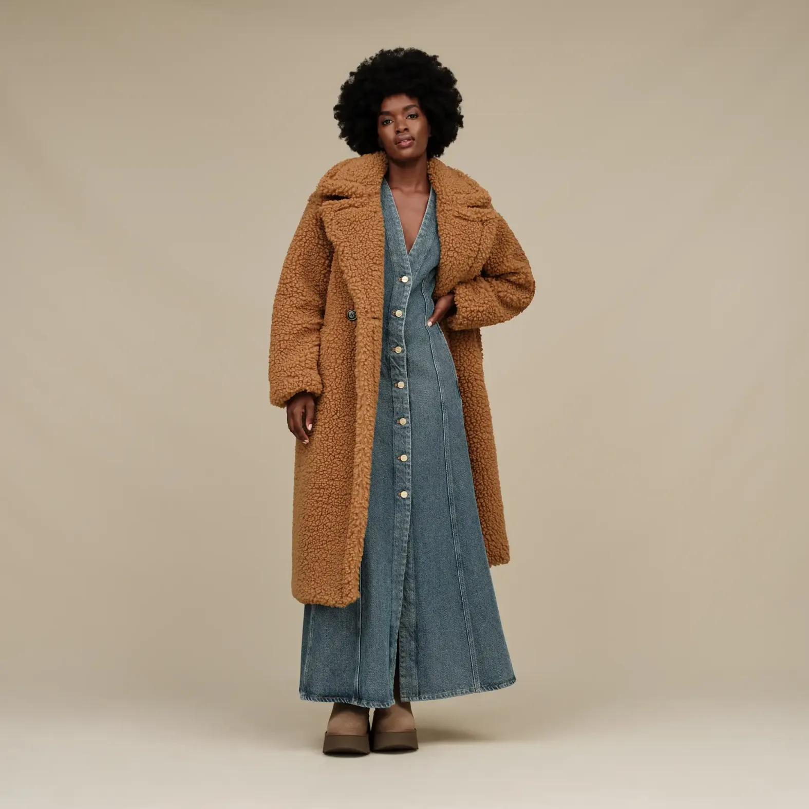 UGG Women's Gertrude Long Teddy Chestnut